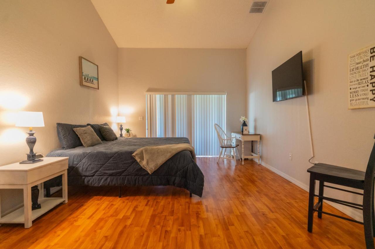 Spacious 4-Bedroom 2-Bath Abode Winter Haven Εξωτερικό φωτογραφία